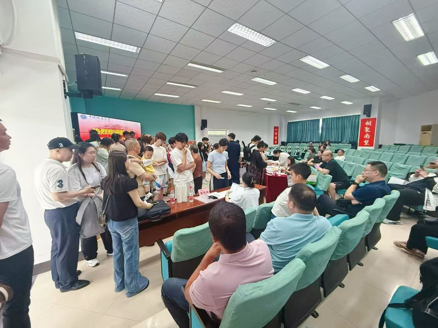 秋启新程，共赴山海—2026级中国地质大学（武汉）国际大一项目迎新工作圆满收官