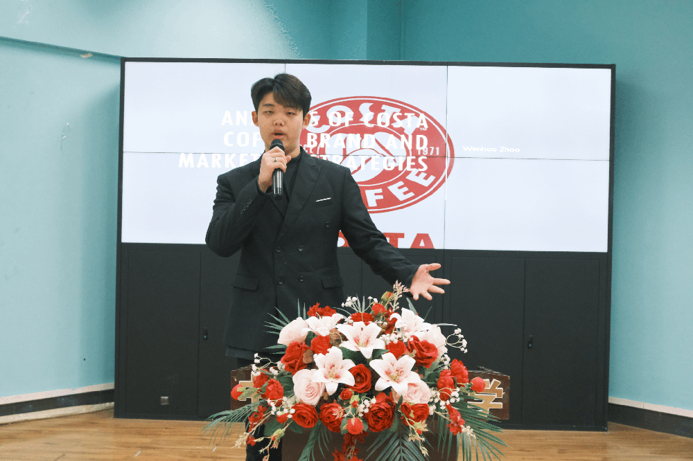 新加坡管理学院SIM地大中心国际大一项目2024级学生Presentation