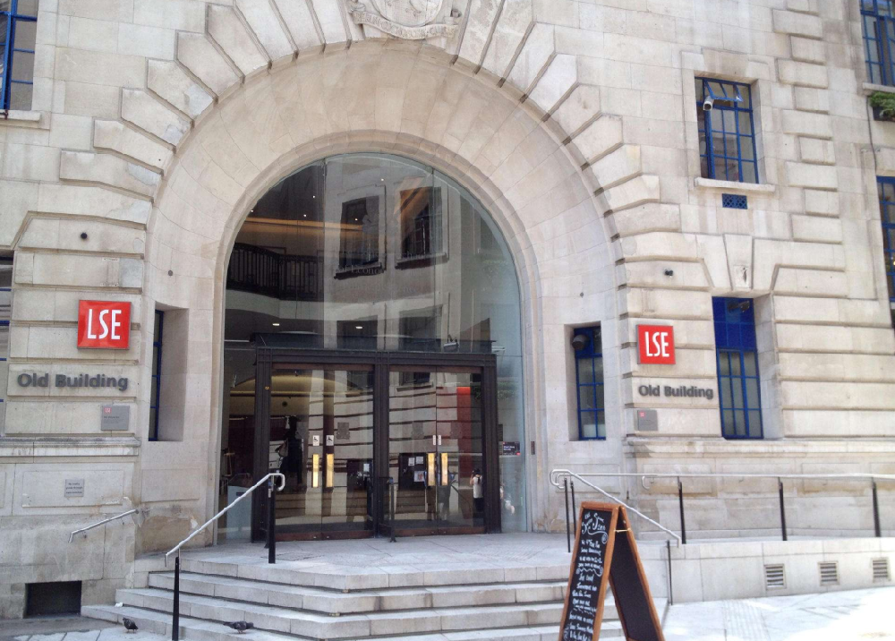 在新加坡读“英国G5”：解码SIM-LSE合作项目的独特优势